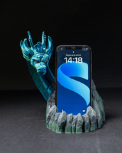Load image into Gallery viewer, Dragon Phone Holder
